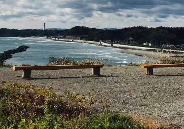 海賊王展望台のベンチ